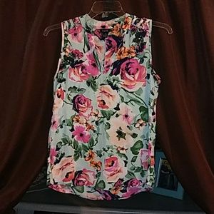 Floral top